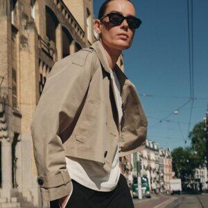 DOUBLE BREASTED SHORT TRENCH COAT